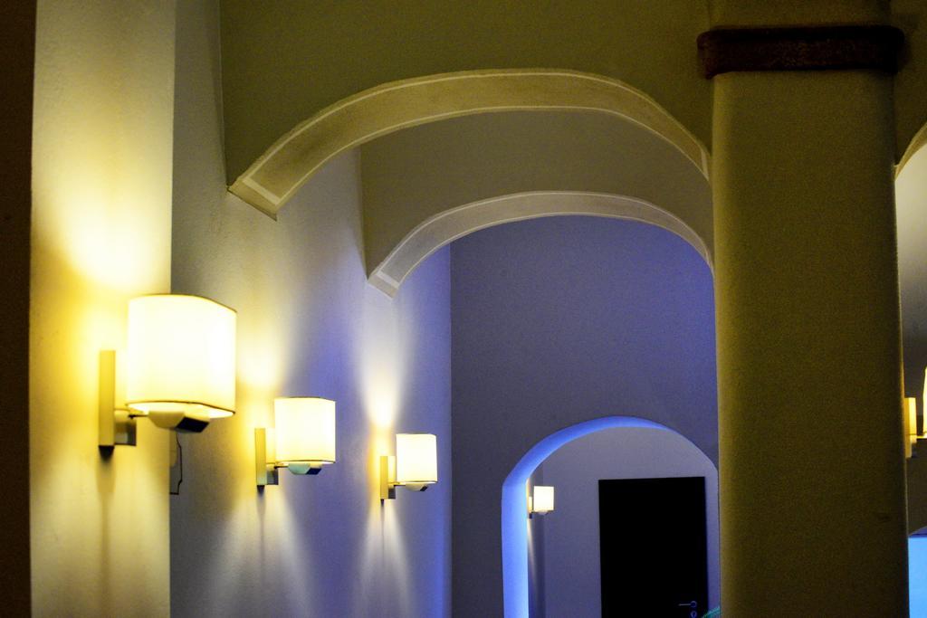 באוטזן Hotel Goldener Adler מראה חיצוני תמונה