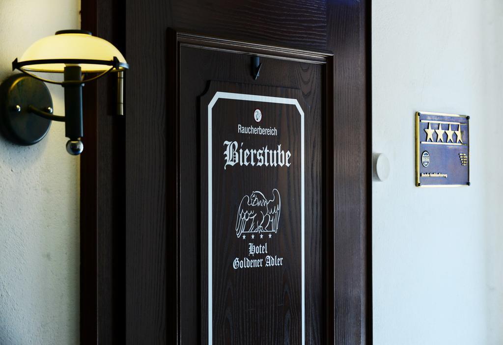 באוטזן Hotel Goldener Adler מראה חיצוני תמונה